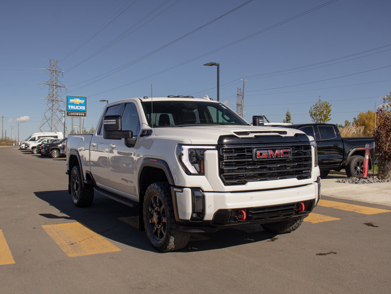 2024 GMC Sierra 2500HD 4WD Crew Cab 159 AT4 White Sherwood Park - photo #13