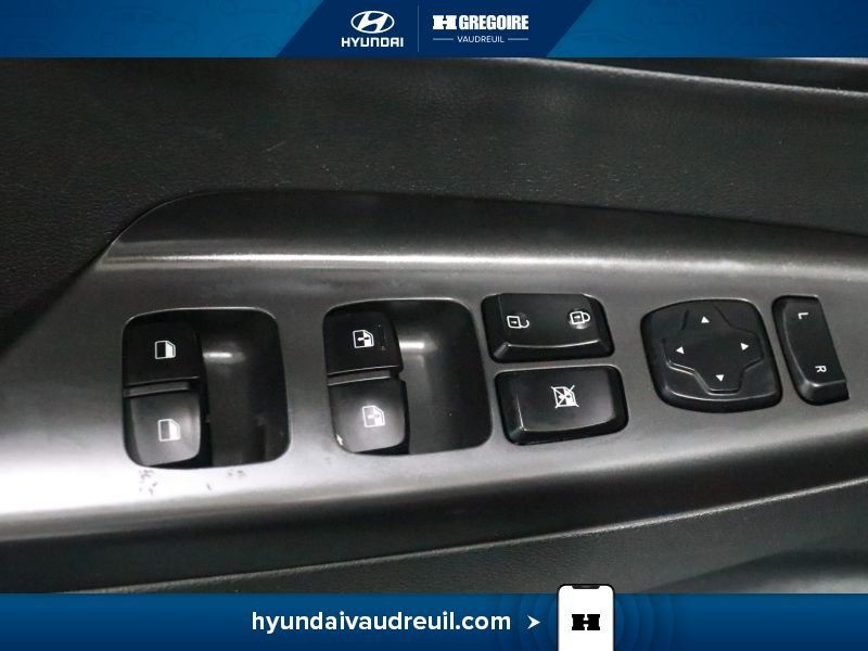 2019 Hyundai Kona White Laval - photo #16