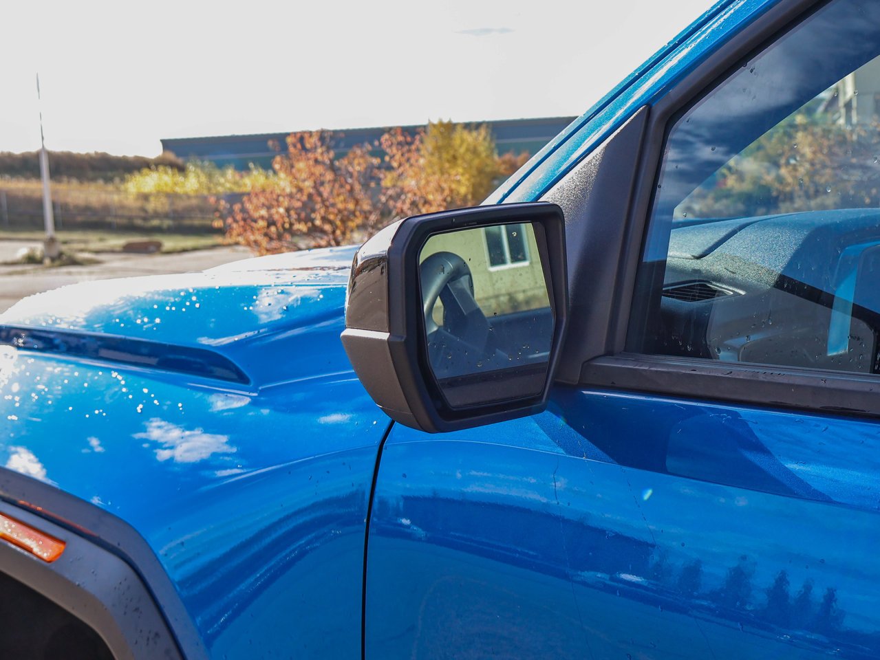 2024 GMC Canyon 4WD Crew Cab AT4 Blue Sherwood Park - photo #6
