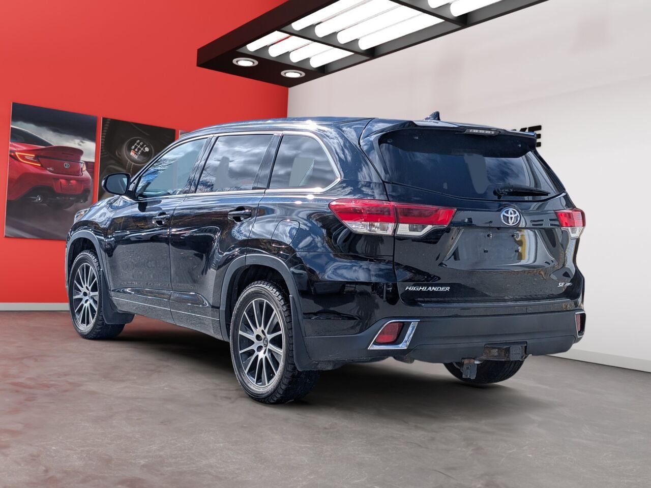 2018 Toyota Highlander 5TDJZRFH8JS911249 Black Sherbrooke - photo #4