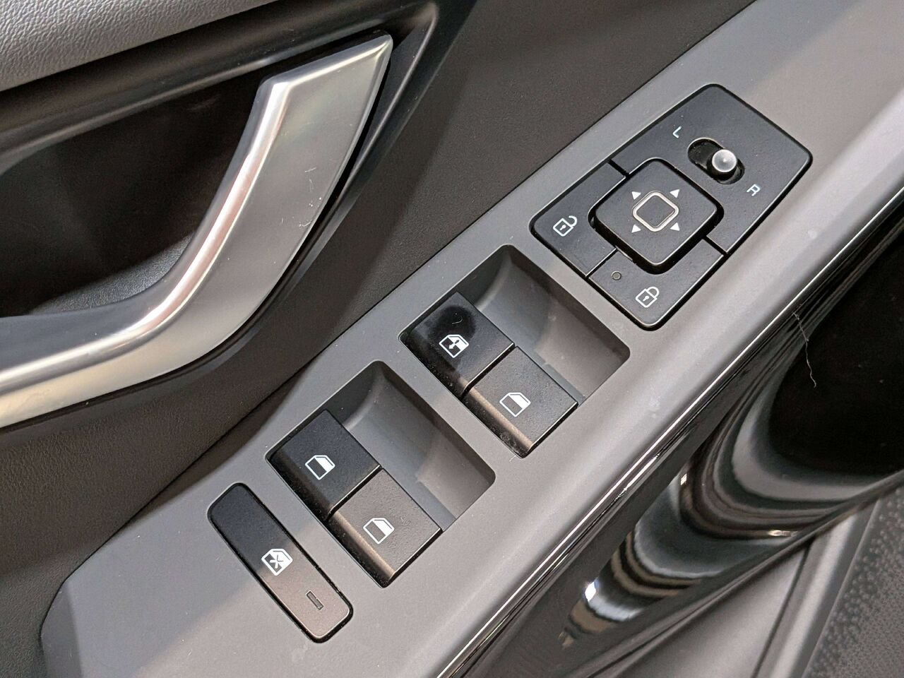 2025 Kia Niro EV Wind FWD Grey Val-David - photo #33