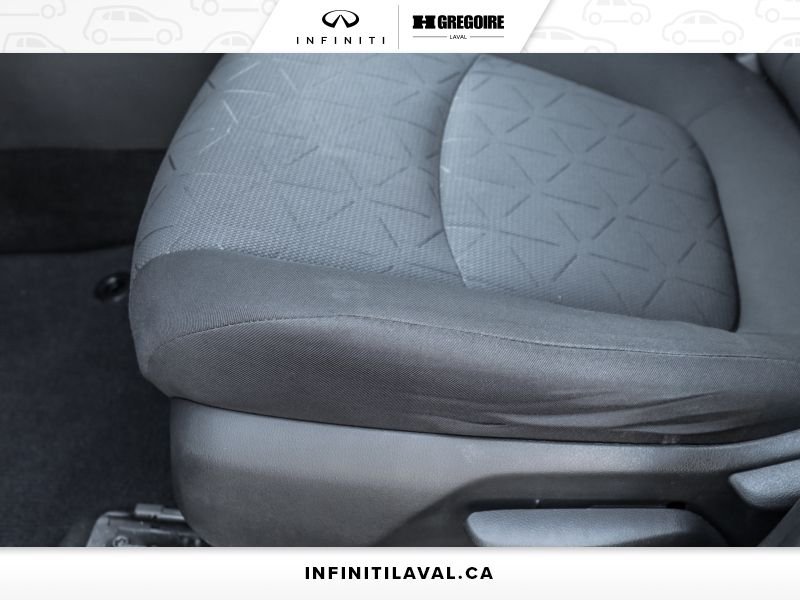 2020 Toyota Rav 4 Red Blainville - photo #14