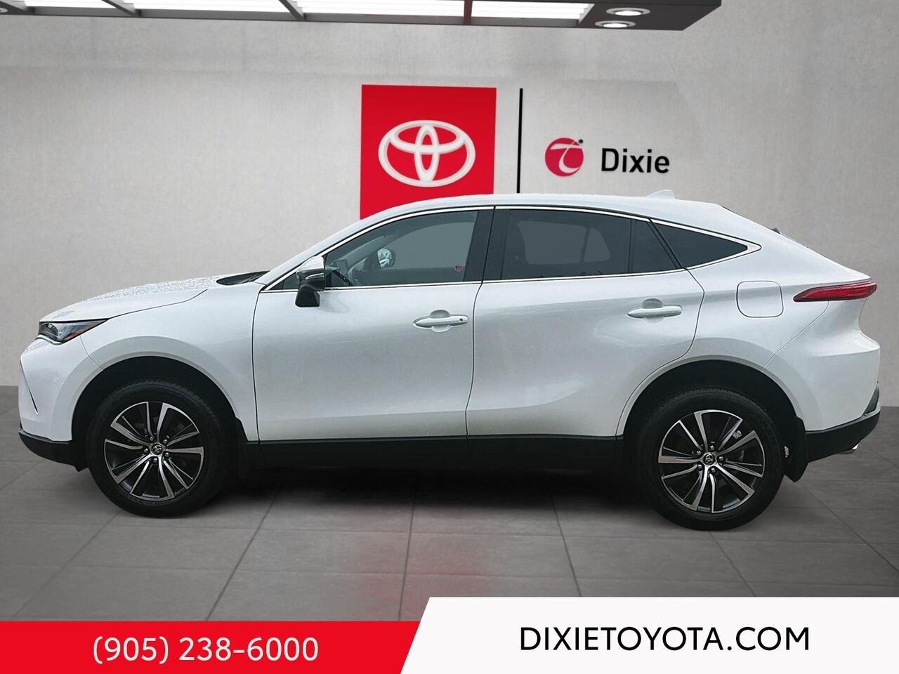 2023 Toyota Venza HYBRID LE AWD / HEATED SEATS / TOYOTA SAFETY SENSE / CARPLAY AND ANDROID AUTO White Mississauga - photo #5