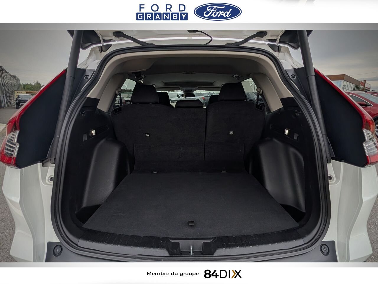 2024 Honda CR-V White Granby - photo #9