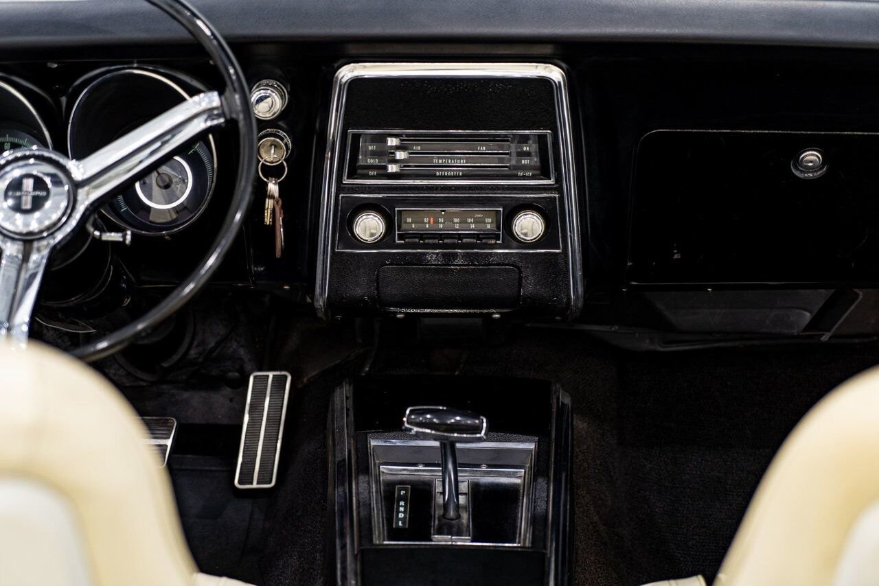 Chevrolet Camaro PRIX EN USD Convertible Beautifully presented from former Restoration 1967 mauve Montréal - photo #11