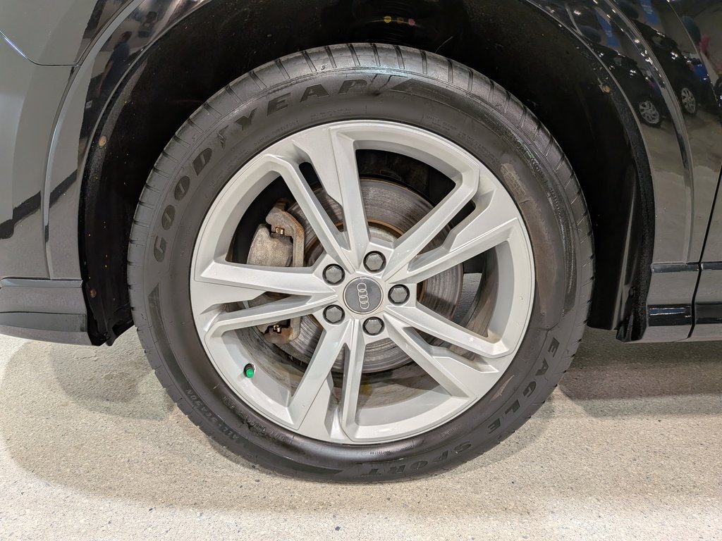 2021 Audi Q3 Progressiv 45 TFSI quattro Black Val-David - photo #34