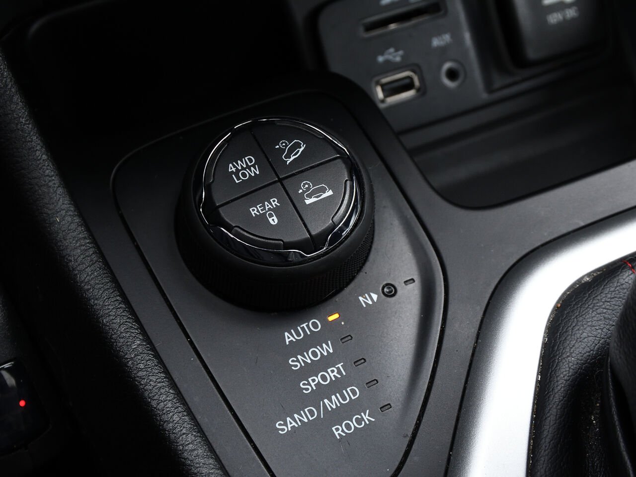 Jeep Cherokee Trailhawk AWD 2014 Noir Saint-Hyacinthe - photo #24