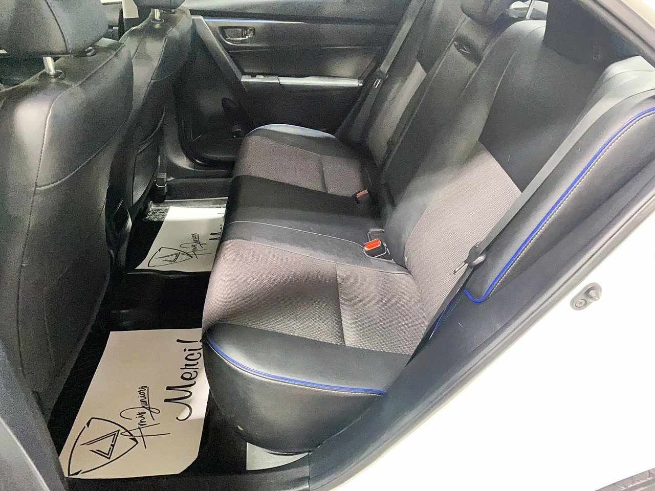 Toyota Corolla 2018 blanc Baie-Comeau - photo #7