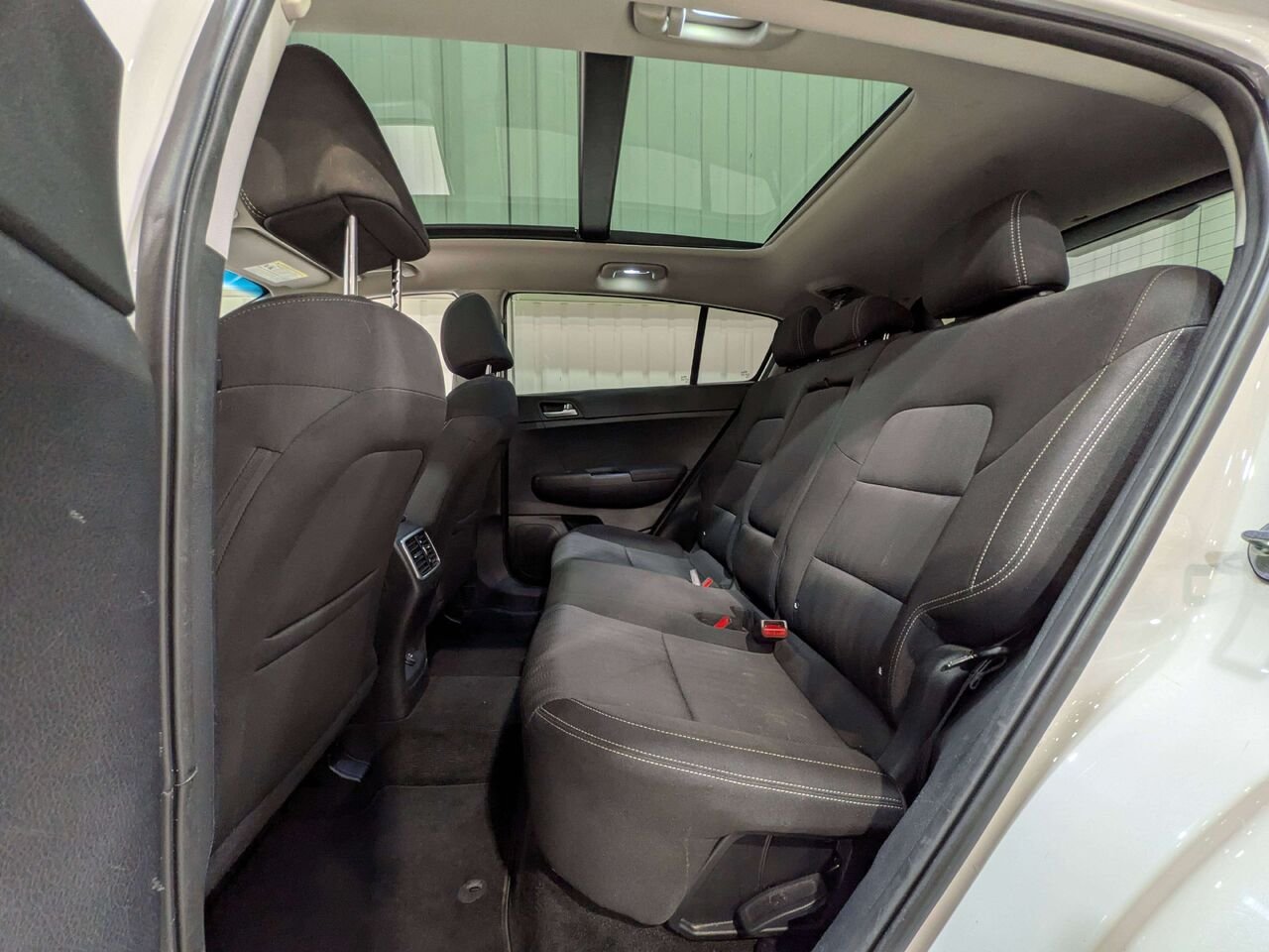 2020 Kia Sportage EX Premium AWD *Ltd Avail* White Val-David - photo #10