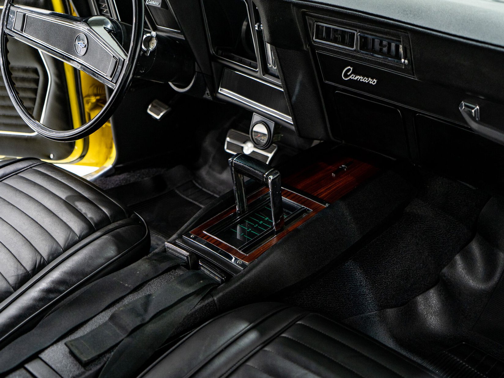 Chevrolet Camaro SS **PRIX EN USD** With factory A/C 1969 Jaune Montréal - photo #11