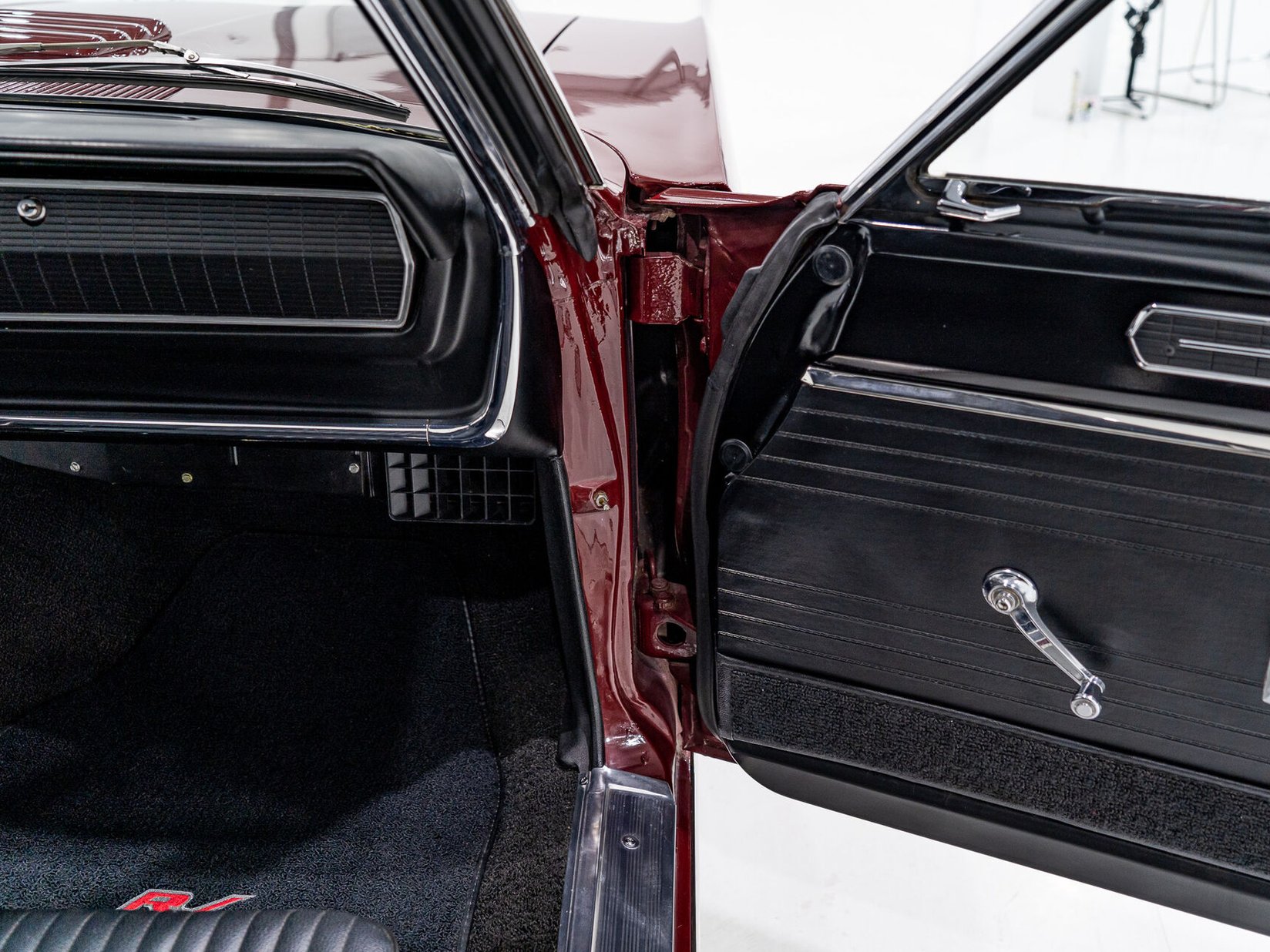 Dodge Coronet R/T Factory Hemi single repaint PRICE IN USD 1967 Montréal - photo #65