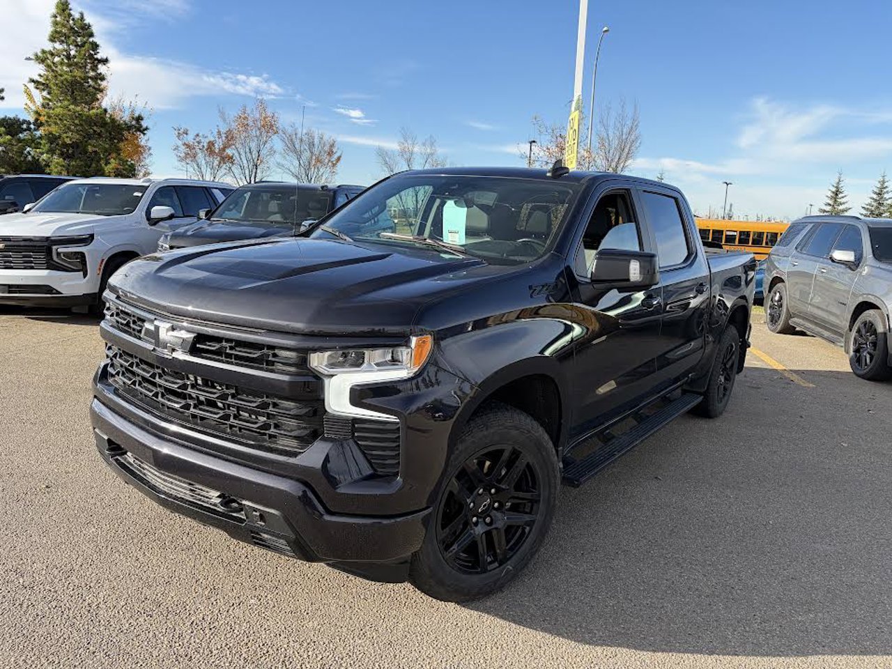 2022 Chevrolet Silverado 1500 4WD Crew Cab 147 RST Grey Sherwood Park - photo #2