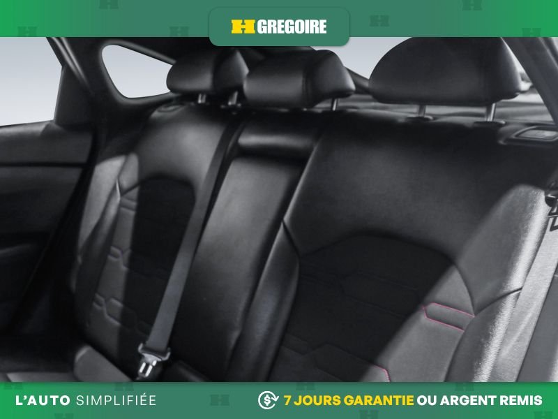 Kia Forte5 2022 Blanc Laval - photo #22
