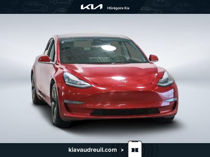 Tesla Model 3 2018 Rouge Saint-Eustache - photo #0
