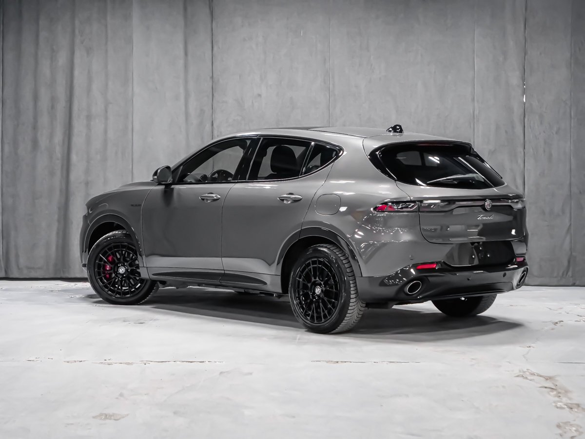 Alfa Romeo Tonale VELOCE HARMAN KARDON SOUNS SYSTEM SPORT SEATS 2024 Noir Montréal - photo #3