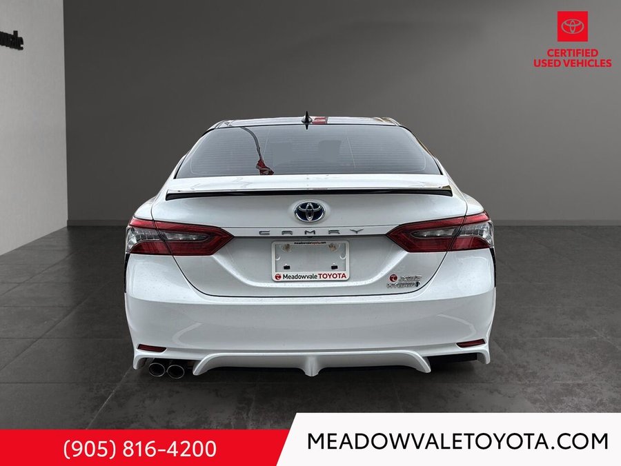 2022 Toyota Camry Hybrid XSE Auto White