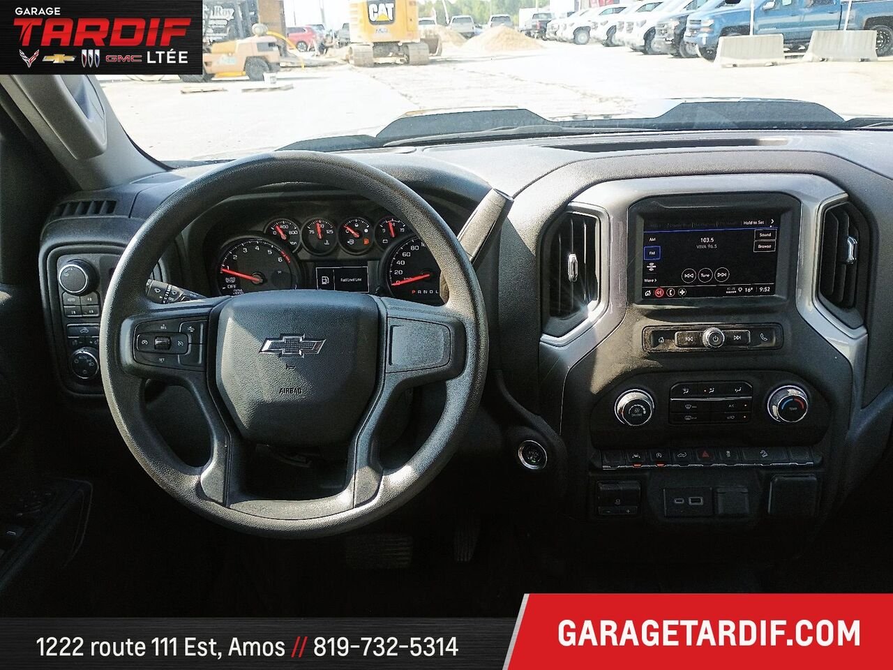 2024 CHEVROLET Silverado 1500 Grey Mont-Laurier - photo #13