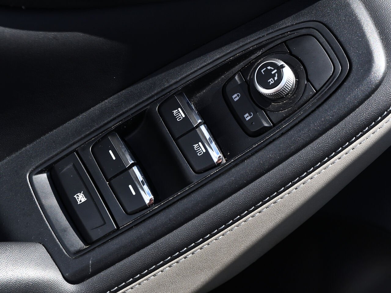 Subaru Forester Limited 2023 Noir Saint-Hyacinthe - photo #13
