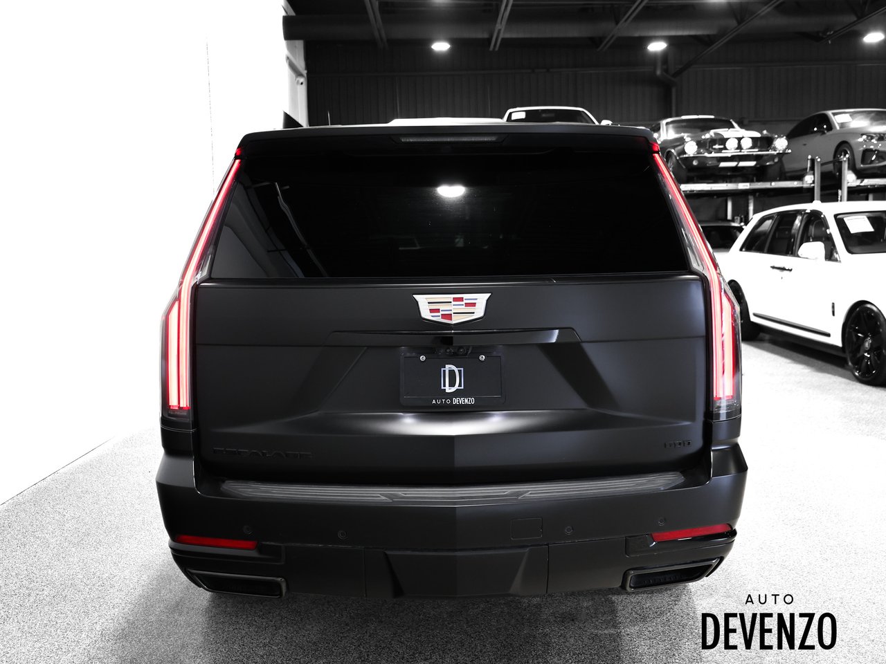 2026 Cadillac Escalade Black Saint-Eustache - photo #3