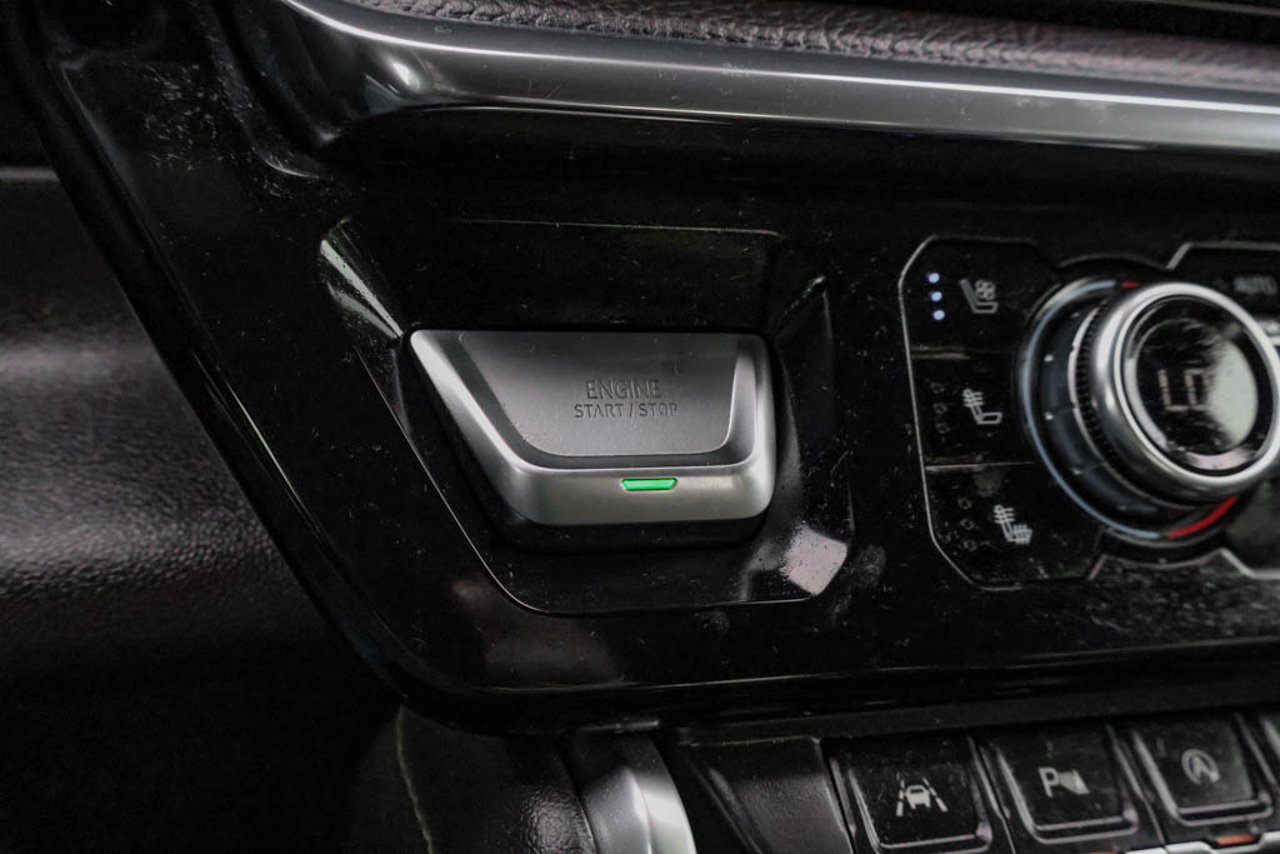 2024 GMC Sierra 1500 4WD Crew Cab 147 Denali Black Sherwood Park - photo #23