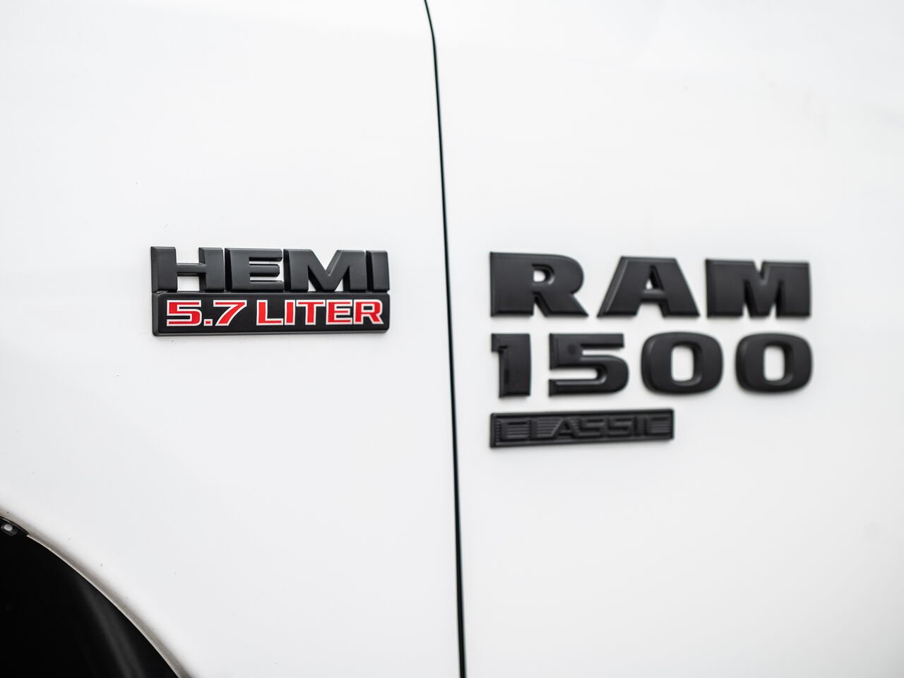 2020 Ram 1500 CLASSIC EXPRESS SUPER CREW 4X4 5.7 HEMI MAGS White Sainte-Julienne - photo #7