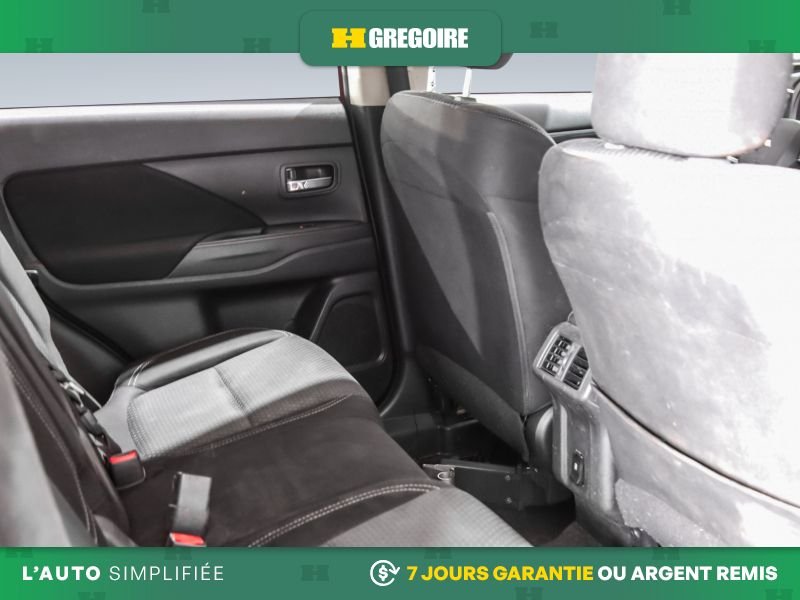 2020 Mitsubishi Outlander Red Blainville - photo #27