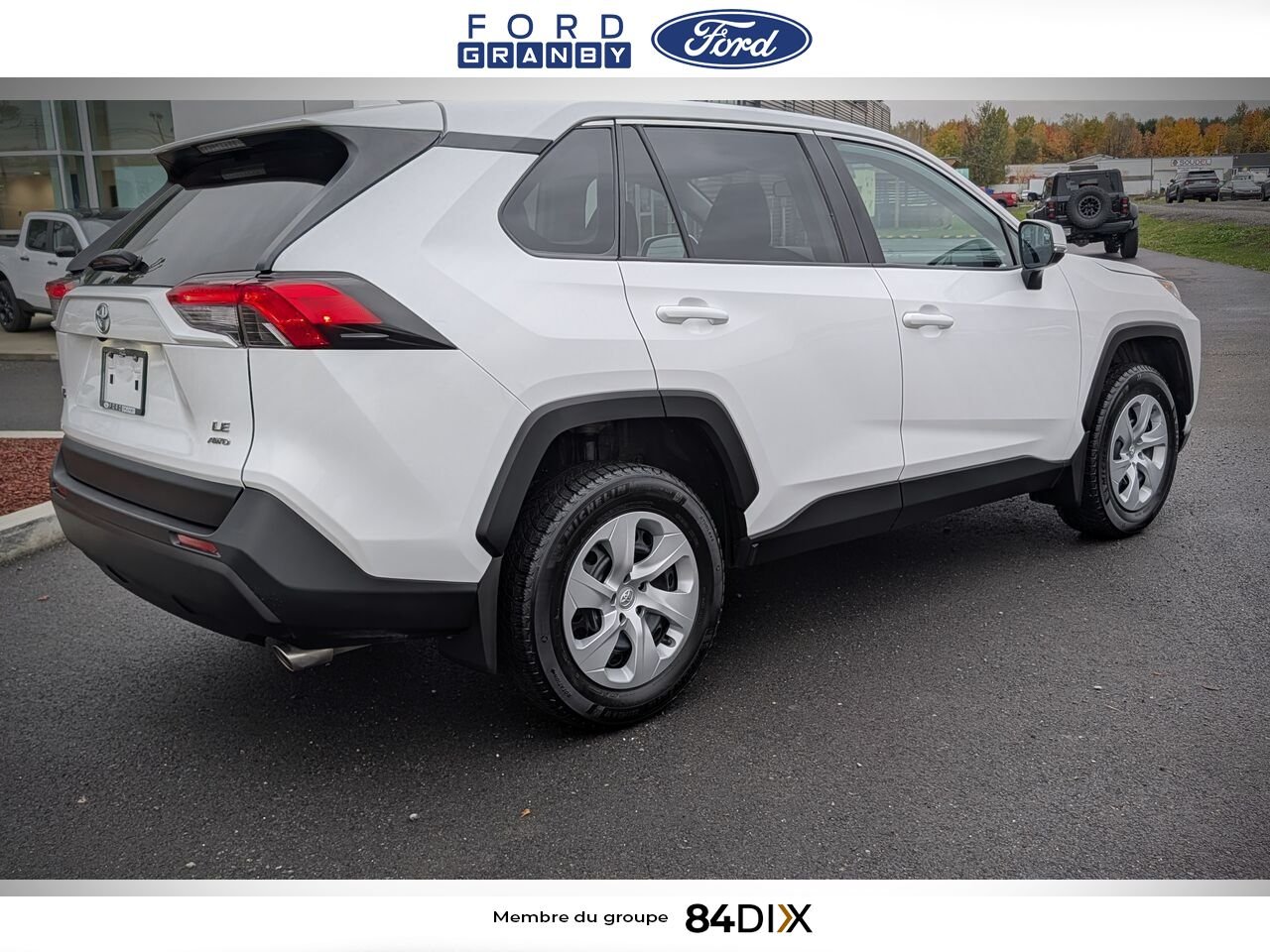 2023 Toyota RAV4 White Granby - photo #6