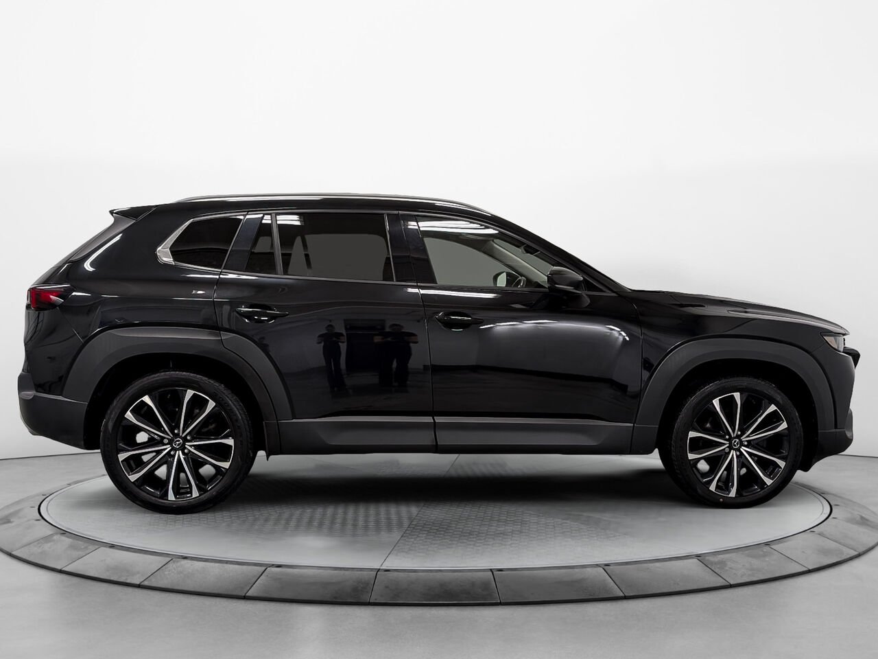 2024 Mazda CX-50 AWD GT Toit Ouvrant Volant et Sièges Chauffants Black Sherbrooke - photo #6