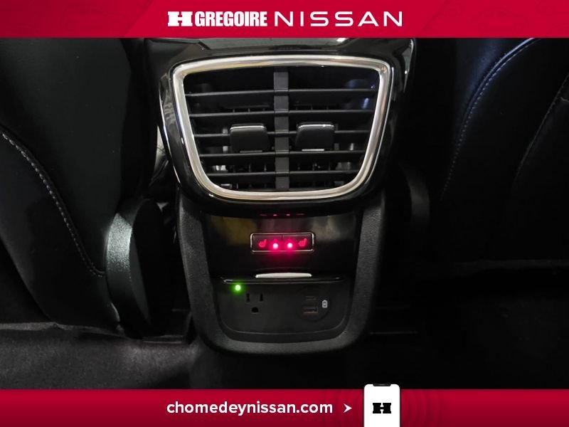 2022 Lincoln Nautilus Grey Saint-Eustache - photo #31