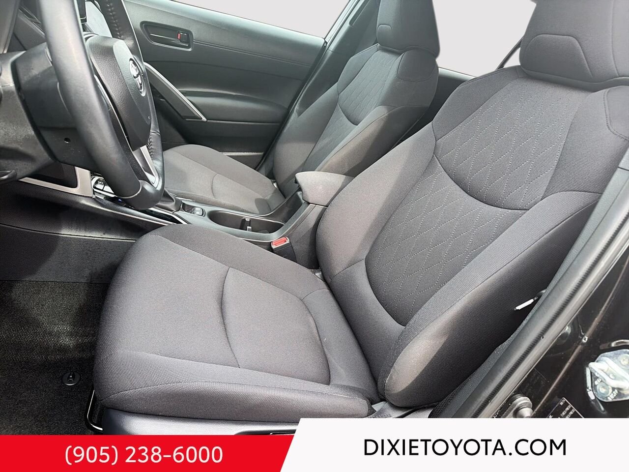2024 Toyota Corolla Cross LE PREMIUM AWD / CLEAN CARFAX / HEATD SEATS / MOONROOF / ALLOY WHEELS / CARPLAY AND ANDROID AUTO Black Mississauga - photo #8