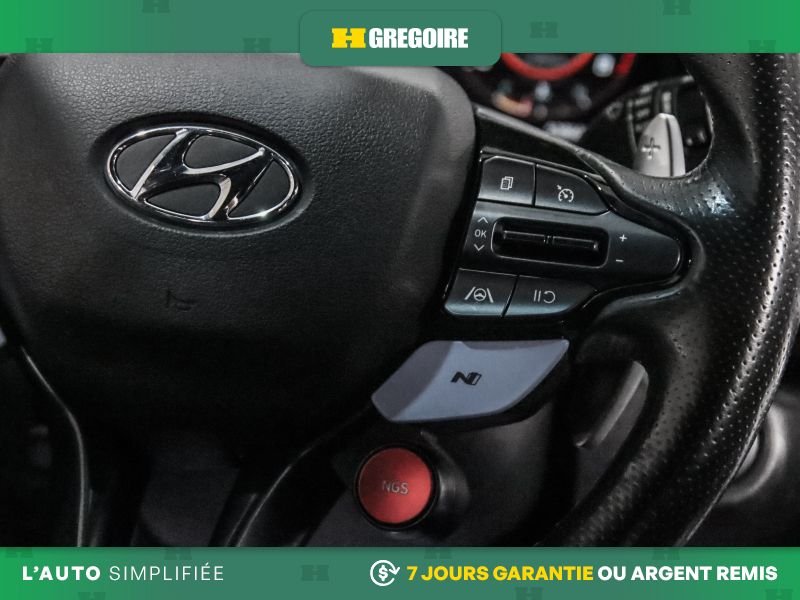 2023 Hyundai Kona White Blainville - photo #17