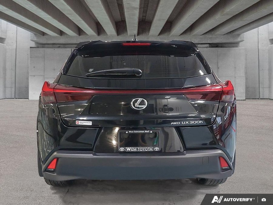 2025 Lexus UX 2025 Black