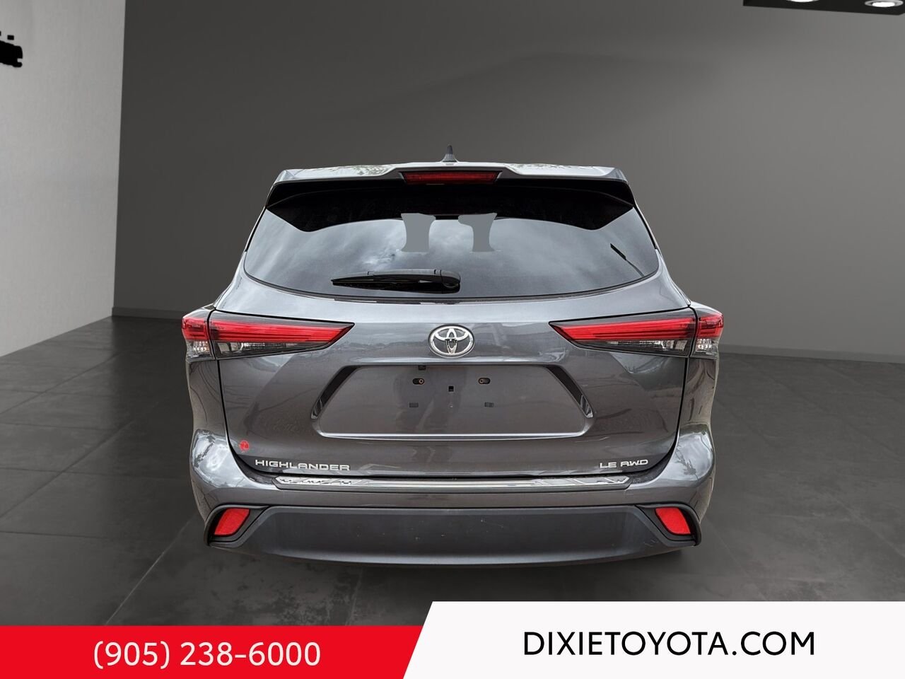 2023 Toyota Highlander LE AWD / CLEAN CARFAX / HEATED SEATS / TOYOTA SAFETY SENSE / CARPLAY AND ANDROID AUTO Magnetic Grey Metallic Mississauga - photo #4