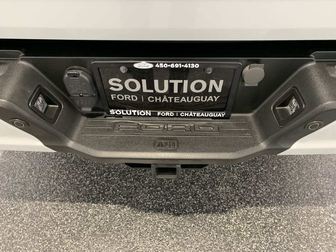 Ford F-150 Lightning LARIAT LARIAT cabine SuperCrew 4RM caisse de 5,5 pi 2023 Gris Châteauguay - photo #12