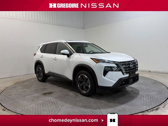 2025 Nissan Rogue SV Moonroof * AWD *Carplay * Bancs Chauffants White
