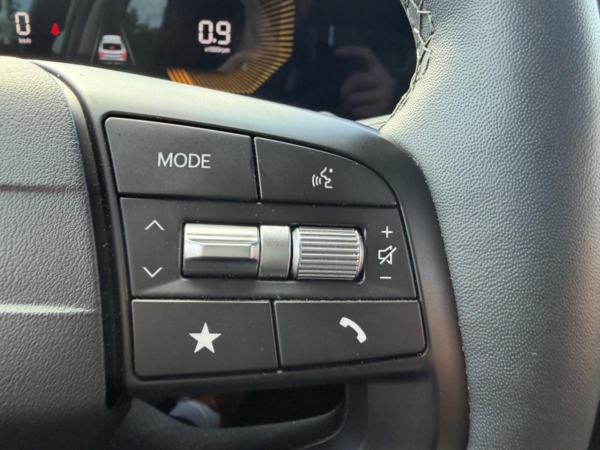 2025 Kia K4 White  - photo #10