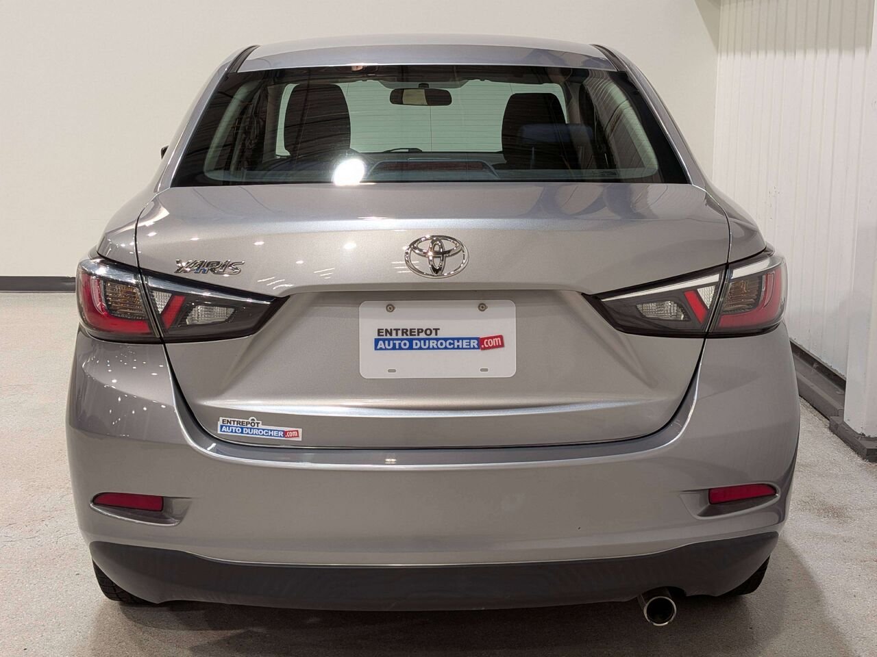 2016 Toyota Yaris 4dr Sdn Auto Premium Silver Val-David - photo #6