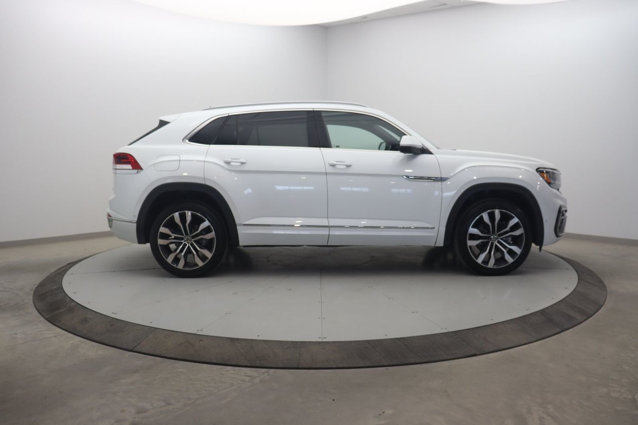 2022 Volkswagen Atlas Cross Sport Execline White Baie-Comeau - photo #2