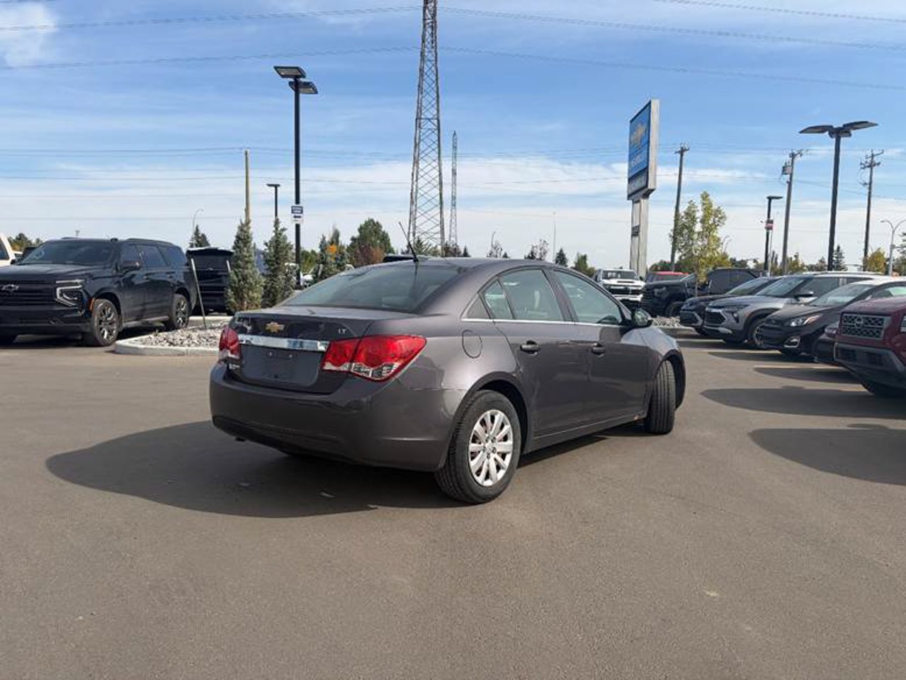 2011 Chevrolet Cruze 4dr Sdn LT Turbo w/1SA Grey Sherwood Park - photo #4