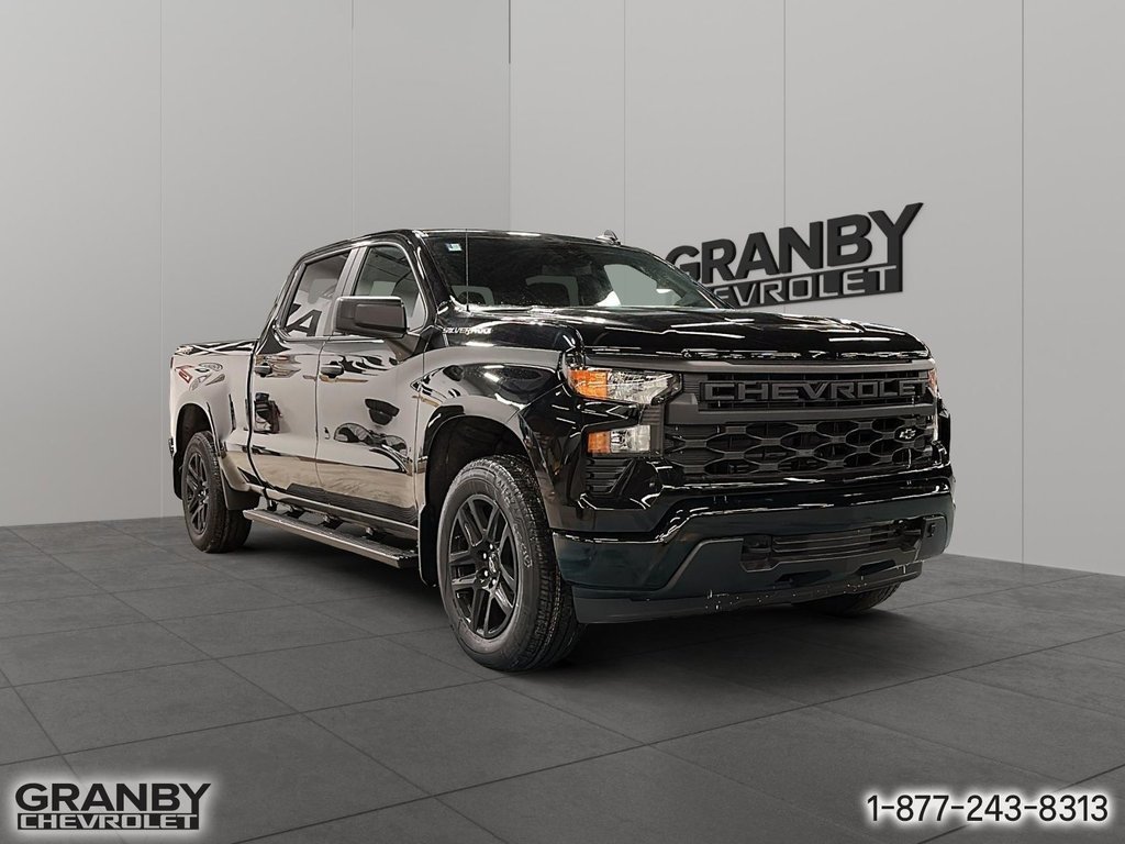CHEVROLET Silverado 1500 K1500 SILVERADO CREW CAB CUSTOM STD/BOX (1CX) | B26-0627 2026 Noir Granby - photo #2