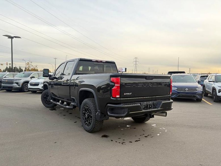 2024 Chevrolet Silverado 2500HD LTZ Plus Midnight Edition 6.6L Duramax Z71 | Power Sunroof Black