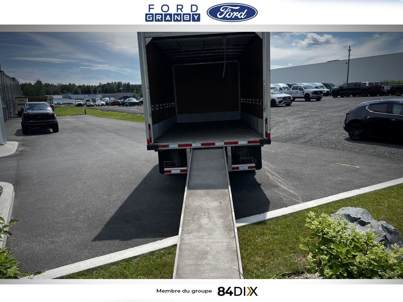 Ford Super Duty F-550 DRW 2022 Blanc Granby - photo #4