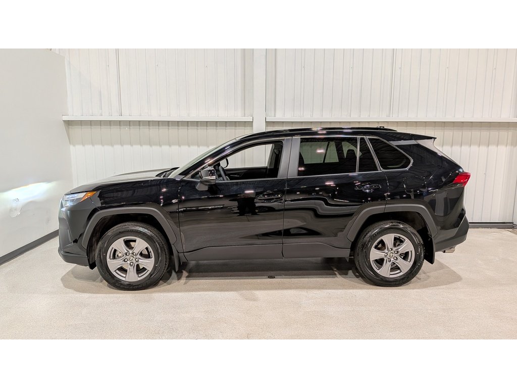 Toyota RAV4 XLE AWD 2024 Gris Val-David - photo #4