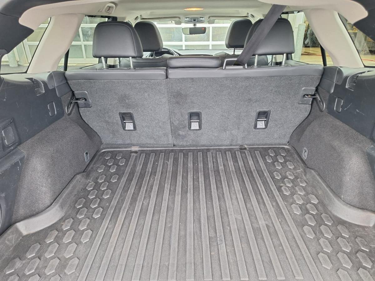2021 Subaru Outback Grey  - photo #15