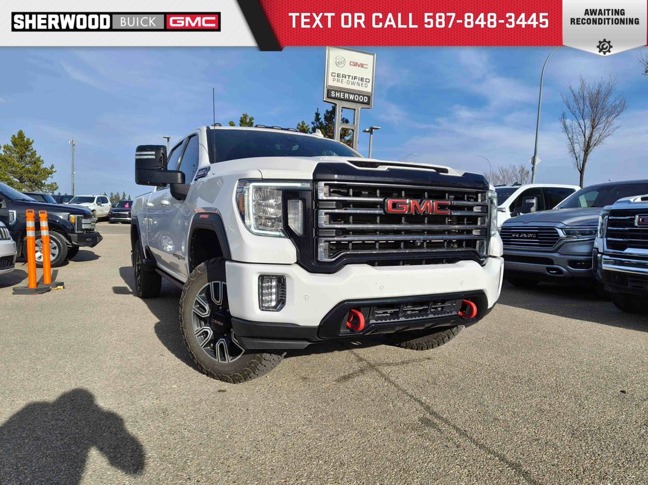 2021 GMC Sierra 3500HD 4WD Crew Cab 159 AT4 White Sherwood Park - photo #0