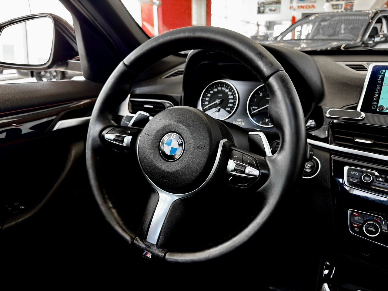 2017 BMW X1 Black Notre-Dame-des-Prairies - photo #25