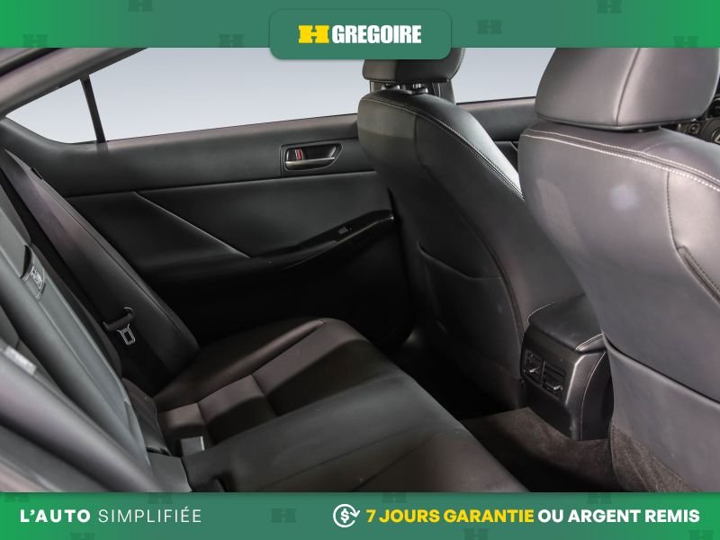 Lexus IS 2022 Gris Laval - photo #29
