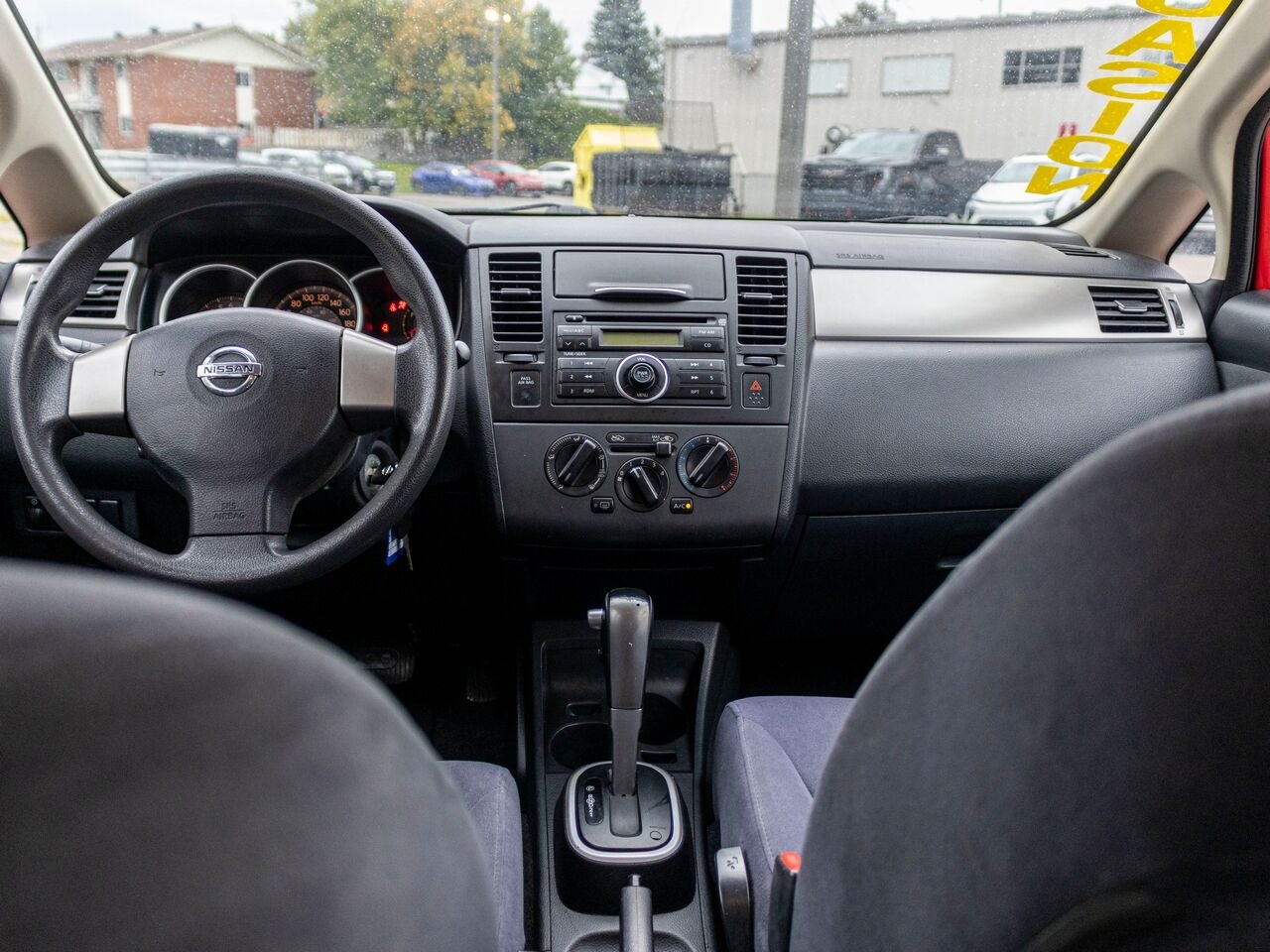 Nissan Versa 5dr HB I4 Auto 1.8 S 2009 Rouge Châteauguay - photo #18