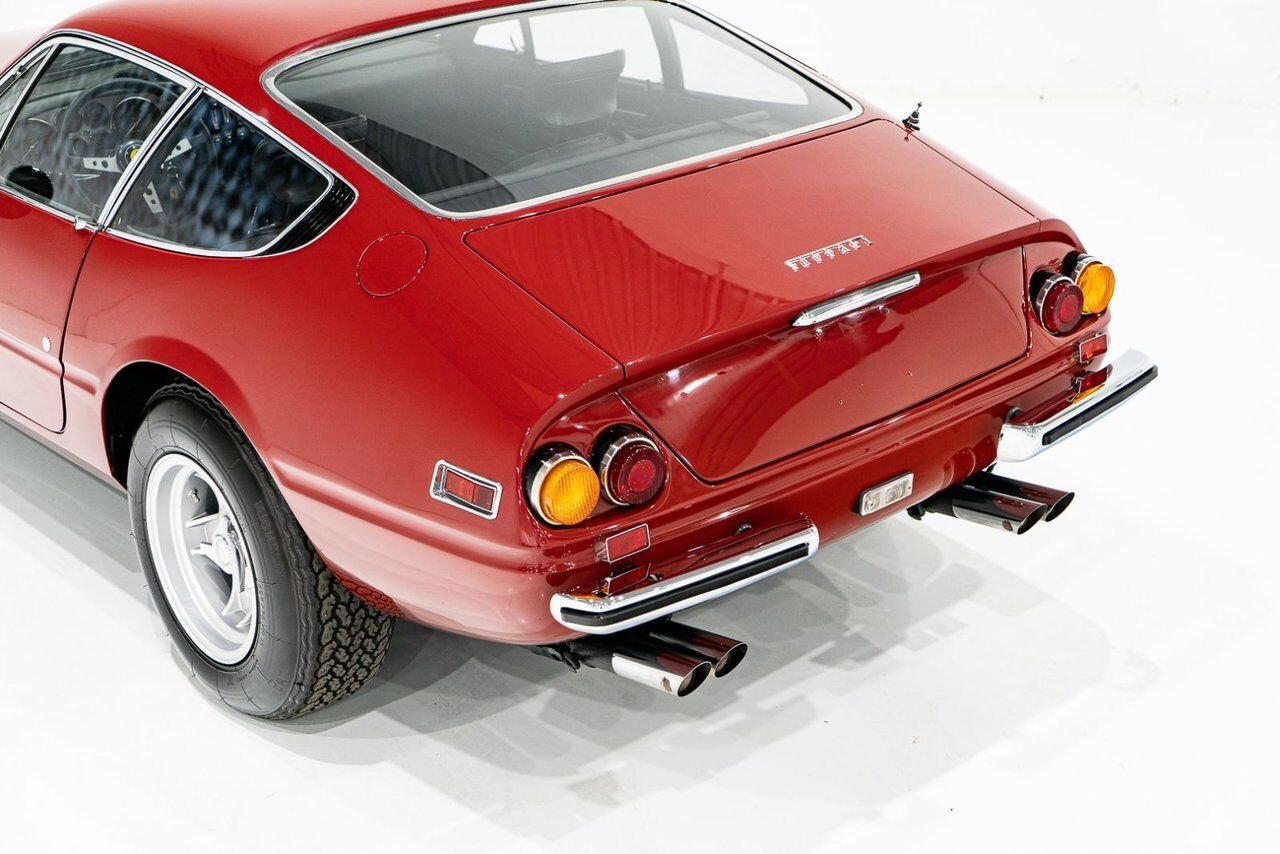 Ferrari 365 GTB4 Daytona 18,301 miles With Orig Books/Tools/ Carbs / Filter Box 1973 Rouge Montréal - photo #89