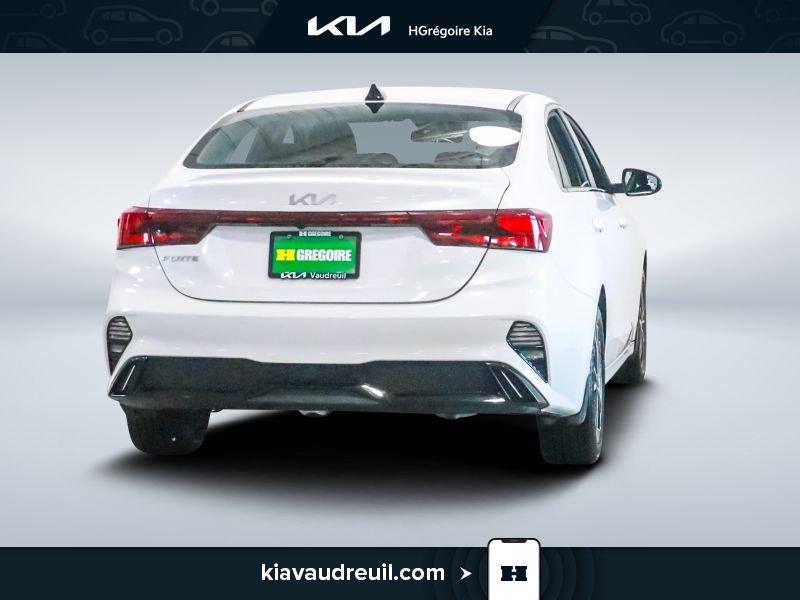 2024 Kia Forte White Saint-Eustache - photo #6